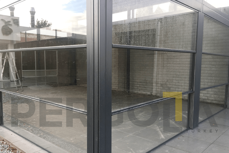 Guillotine Glass Systems - Image 7